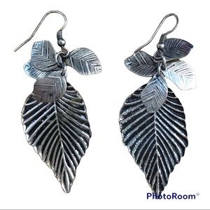 Vintage Fairycore‎ Silver Tone Large Leaf Earrings